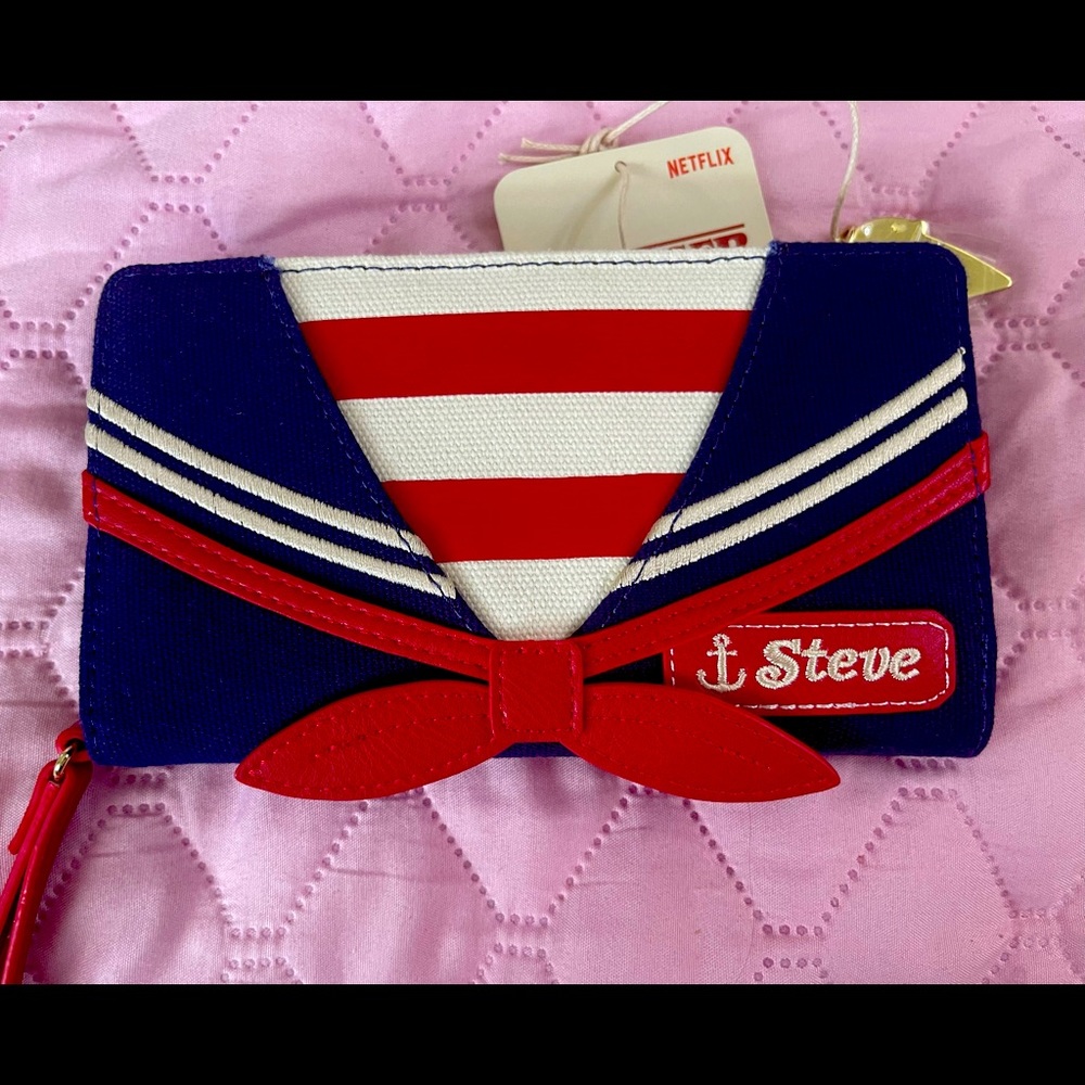 Stranger Things Scoops Ahoy Purse
